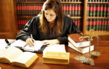 Sete carreiras do Direito além da advocacia